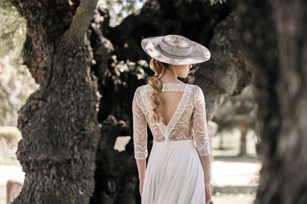 Novias Lorena Merino Dans Le Jardin 2020 (1) Novias Lorena Merino Dans Le Jardin 2020 (1)