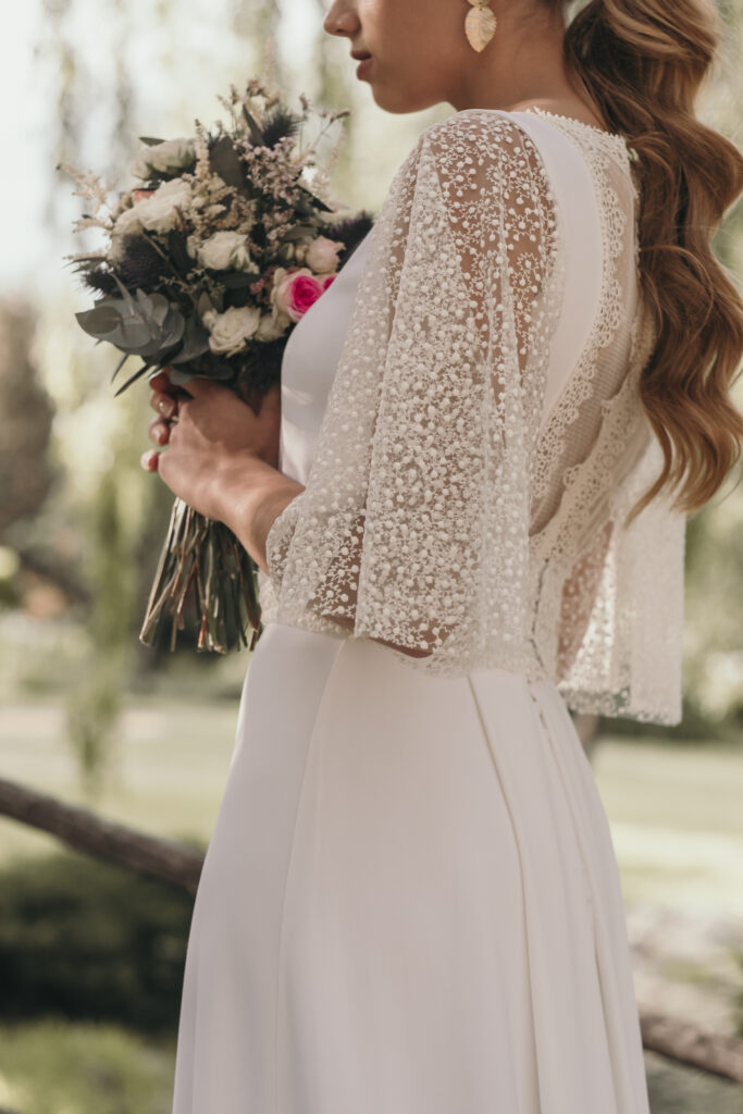 Novias Lorena Merino Dans Le Jardin 2020 Novias Lorena Merino Dans Le Jardin 2020